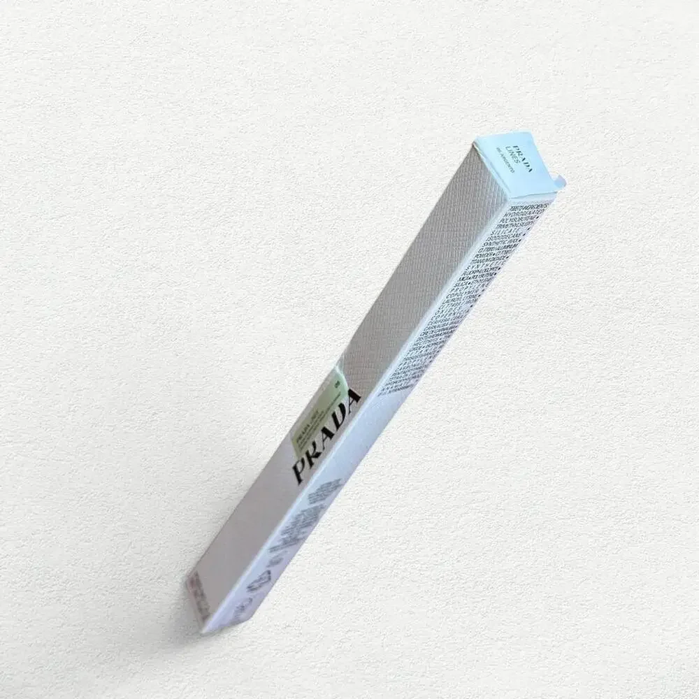 Prada Lines Gliding Eye Pencil in 05 Argento